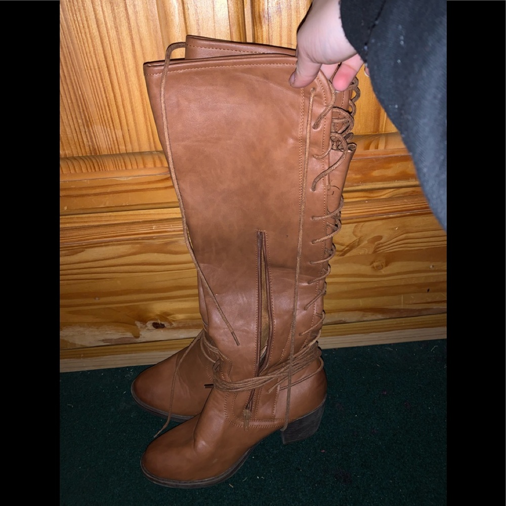 Brown Lace up boots with zipper